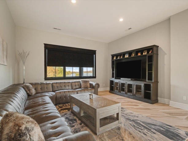 26-62 Blackwood, LAKE CARROLL, Illinois 61046, 4 Bedrooms Bedrooms, ,3 BathroomsBathrooms,House,For Sale,Blackwood,202602292