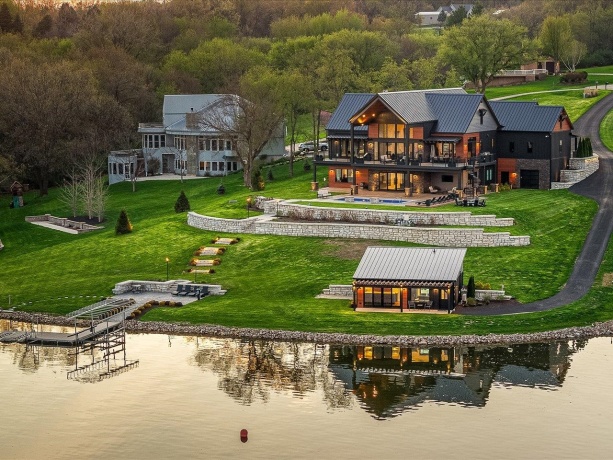 26-62 Blackwood, LAKE CARROLL, Illinois 61046, 4 Bedrooms Bedrooms, ,3 BathroomsBathrooms,House,For Sale,Blackwood,202602292