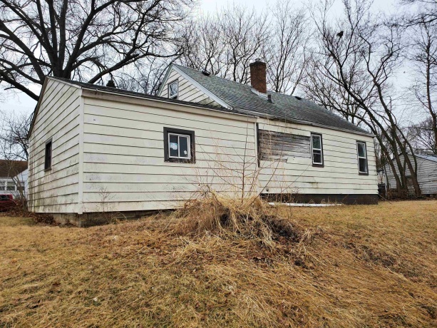 1103 Sunset, ROCKFORD, Illinois 61102, 3 Bedrooms Bedrooms, ,1 BathroomBathrooms,House,For Sale,Sunset,202601253