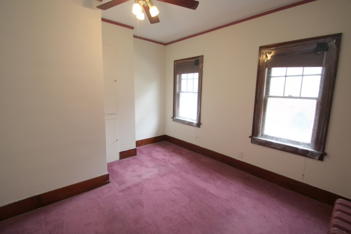 1308 Montague, ROCKFORD, Illinois 61102, ,2 Units,For Sale,Montague,202602296