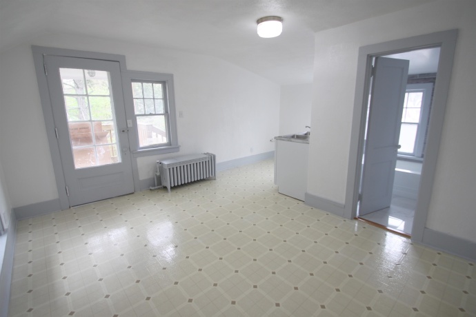 1308 Montague, ROCKFORD, Illinois 61102, ,2 Units,For Sale,Montague,202602296