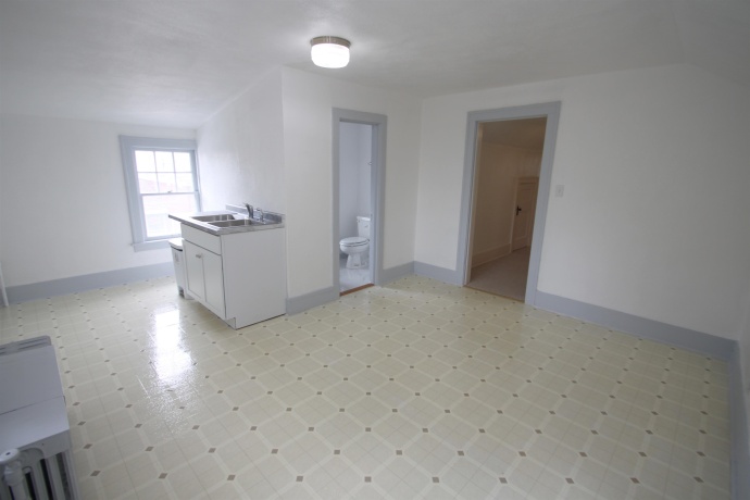 1308 Montague, ROCKFORD, Illinois 61102, ,2 Units,For Sale,Montague,202602296