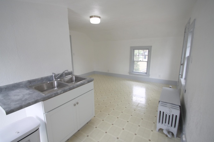 1308 Montague, ROCKFORD, Illinois 61102, ,2 Units,For Sale,Montague,202602296