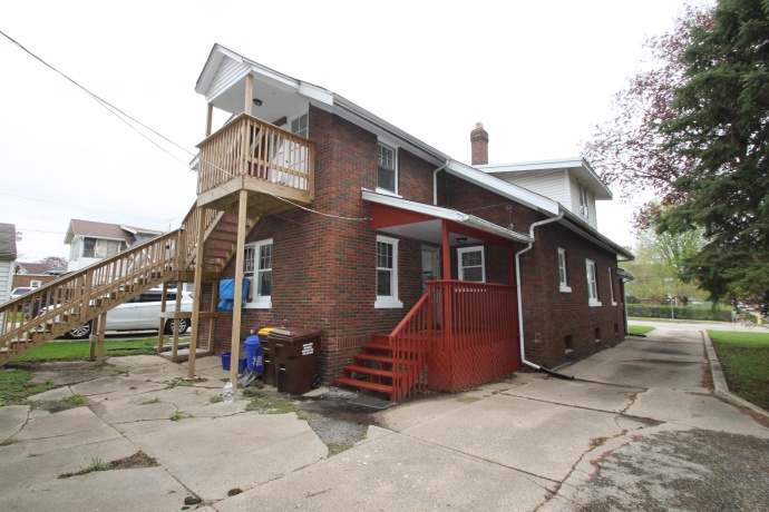 1308 Montague, ROCKFORD, Illinois 61102, ,2 Units,For Sale,Montague,202602296