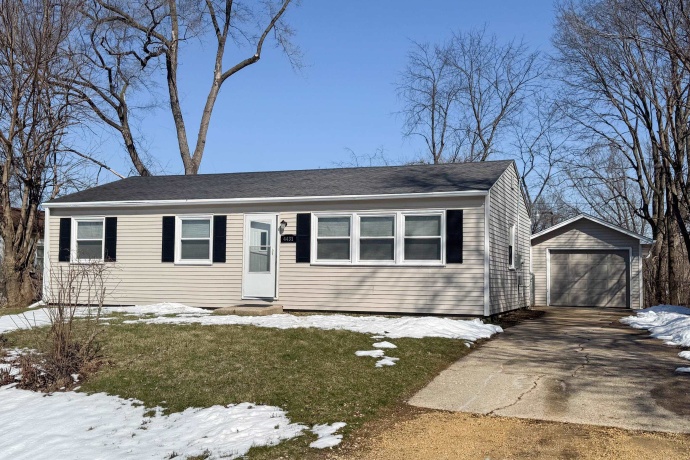 4431 Nina Terrace, ROCKFORD, Illinois 61101, 3 Bedrooms Bedrooms, ,1 BathroomBathrooms,House,For Sale,Nina Terrace,202601548