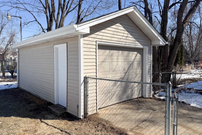 4431 Nina Terrace, ROCKFORD, Illinois 61101, 3 Bedrooms Bedrooms, ,1 BathroomBathrooms,House,For Sale,Nina Terrace,202601548