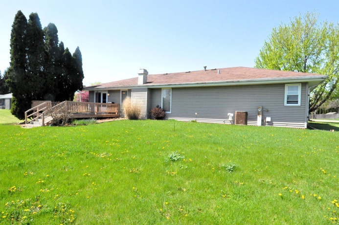 6159 UPPER RIDGE, ROSCOE, Illinois 61073, 3 Bedrooms Bedrooms, ,2 BathroomsBathrooms,House,For Sale,UPPER RIDGE,202602294