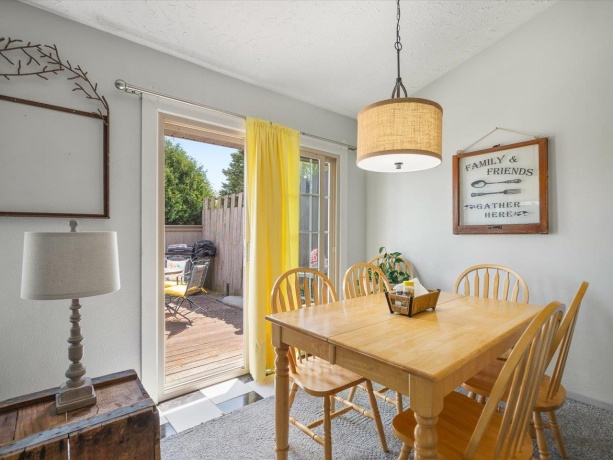 7440 Colosseum, ROCKFORD, Illinois 61107, 2 Bedrooms Bedrooms, ,1 BathroomBathrooms,Condominium,For Sale,Colosseum,202602295