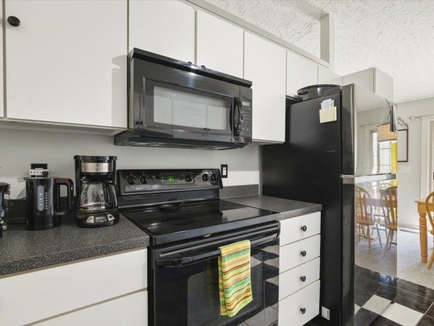 7440 Colosseum, ROCKFORD, Illinois 61107, 2 Bedrooms Bedrooms, ,1 BathroomBathrooms,Condominium,For Sale,Colosseum,202602295