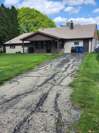 517 Wellmoor, SAVANNA, Illinois 61074, 3 Bedrooms Bedrooms, ,1 BathroomBathrooms,House,For Sale,Wellmoor,202602298