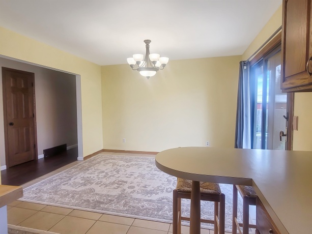 445 Peach, EAST DUBUQUE, Illinois 61025, 3 Bedrooms Bedrooms, ,2 BathroomsBathrooms,House,For Sale,Peach,202602299