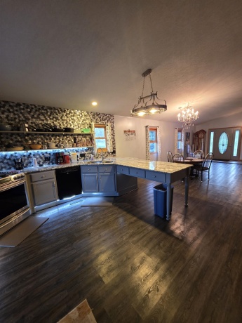 1388 Melwood, ROCKFORD, Illinois 61108, 3 Bedrooms Bedrooms, ,2 BathroomsBathrooms,House,For Sale,Melwood,202602300