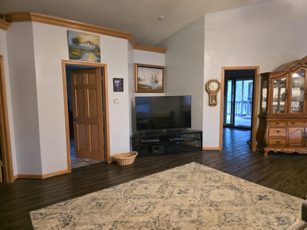 1388 Melwood, ROCKFORD, Illinois 61108, 3 Bedrooms Bedrooms, ,2 BathroomsBathrooms,House,For Sale,Melwood,202602300