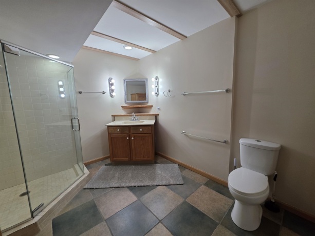 1388 Melwood, ROCKFORD, Illinois 61108, 3 Bedrooms Bedrooms, ,2 BathroomsBathrooms,House,For Sale,Melwood,202602300