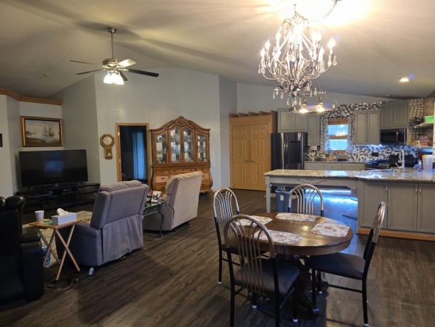 1388 Melwood, ROCKFORD, Illinois 61108, 3 Bedrooms Bedrooms, ,2 BathroomsBathrooms,House,For Sale,Melwood,202602300