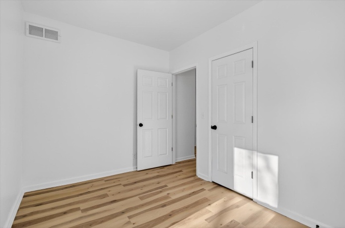 1111 Loomis, ROCKFORD, Illinois 61102, 4 Bedrooms Bedrooms, ,1 BathroomBathrooms,House,For Sale,Loomis,202602303