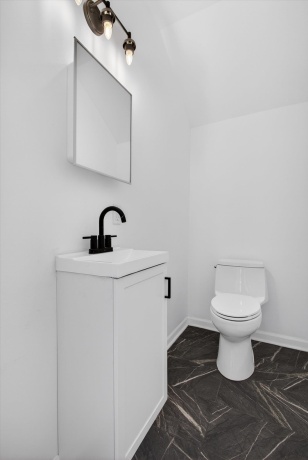 1111 Loomis, ROCKFORD, Illinois 61102, 4 Bedrooms Bedrooms, ,1 BathroomBathrooms,House,For Sale,Loomis,202602303