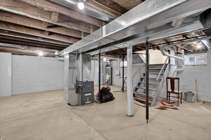 1111 Loomis, ROCKFORD, Illinois 61102, 4 Bedrooms Bedrooms, ,1 BathroomBathrooms,House,For Sale,Loomis,202602303