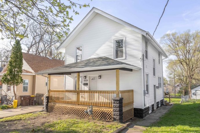 1111 Loomis, ROCKFORD, Illinois 61102, 4 Bedrooms Bedrooms, ,1 BathroomBathrooms,House,For Sale,Loomis,202602303