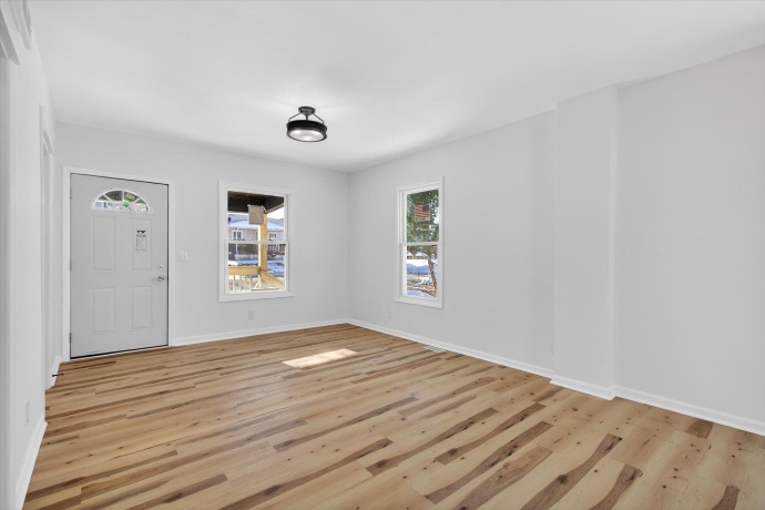 1111 Loomis, ROCKFORD, Illinois 61102, 4 Bedrooms Bedrooms, ,1 BathroomBathrooms,House,For Sale,Loomis,202602303