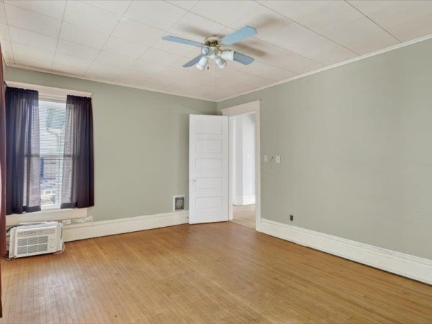 14 Harlem, FREEPORT, Illinois 61032, 3 Bedrooms Bedrooms, ,1 BathroomBathrooms,House,For Sale,Harlem,202602305