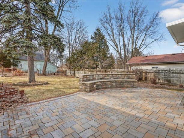 14 Harlem, FREEPORT, Illinois 61032, 3 Bedrooms Bedrooms, ,1 BathroomBathrooms,House,For Sale,Harlem,202602305