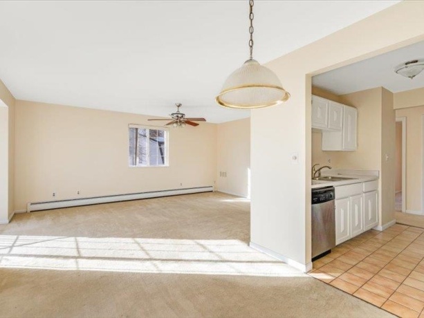 706 Kiwanis, FREEPORT, Illinois 61032, 2 Bedrooms Bedrooms, ,1 BathroomBathrooms,Condominium,For Sale,Kiwanis,202602306