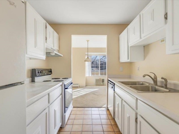 706 Kiwanis, FREEPORT, Illinois 61032, 2 Bedrooms Bedrooms, ,1 BathroomBathrooms,Condominium,For Sale,Kiwanis,202602306