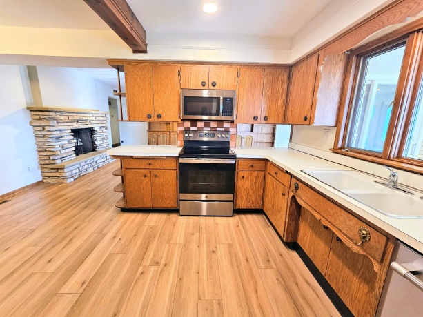 7540 Ivory, ROCKFORD, Illinois 61108, 3 Bedrooms Bedrooms, ,2 BathroomsBathrooms,House,For Sale,Ivory,202602307