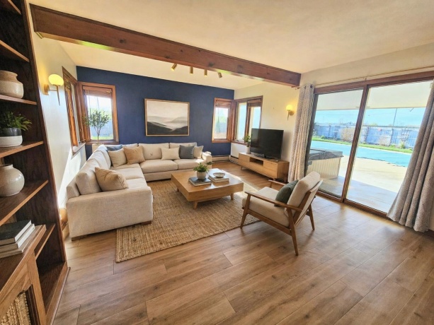 7540 Ivory, ROCKFORD, Illinois 61108, 3 Bedrooms Bedrooms, ,2 BathroomsBathrooms,House,For Sale,Ivory,202602307