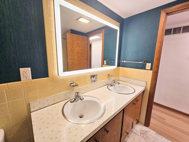 7540 Ivory, ROCKFORD, Illinois 61108, 3 Bedrooms Bedrooms, ,2 BathroomsBathrooms,House,For Sale,Ivory,202602307