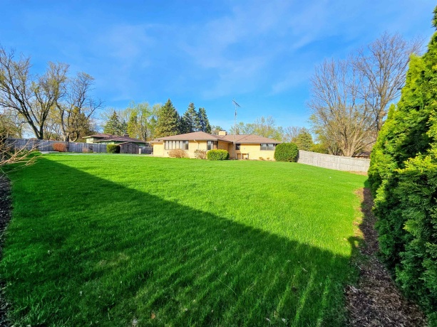 7540 Ivory, ROCKFORD, Illinois 61108, 3 Bedrooms Bedrooms, ,2 BathroomsBathrooms,House,For Sale,Ivory,202602307