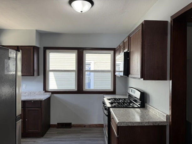 928 North, ROCKFORD, Illinois 61103, 4 Bedrooms Bedrooms, ,1 BathroomBathrooms,House,For Sale,North,202601872