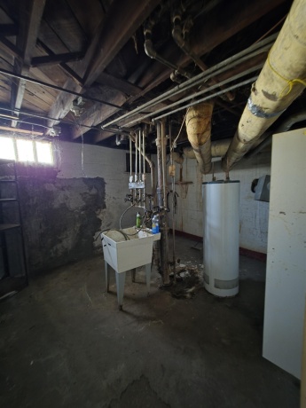 904 17th, ROCKFORD, Illinois 61104, ,3 - 4 Units,For Sale,17th,202601560