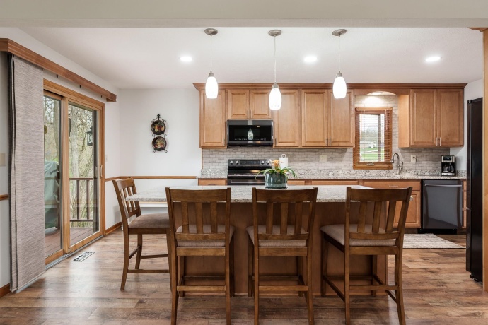 6658 Nestlewood, ROSCOE, Illinois 61073, 4 Bedrooms Bedrooms, ,2 BathroomsBathrooms,House,For Sale,Nestlewood,202602099