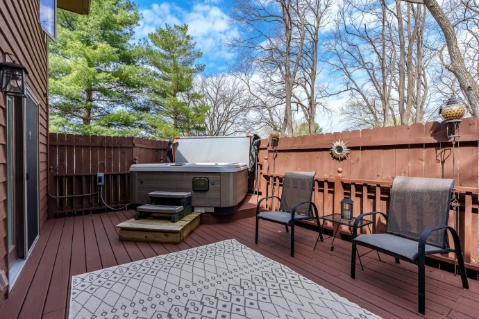 6658 Nestlewood, ROSCOE, Illinois 61073, 4 Bedrooms Bedrooms, ,2 BathroomsBathrooms,House,For Sale,Nestlewood,202602099