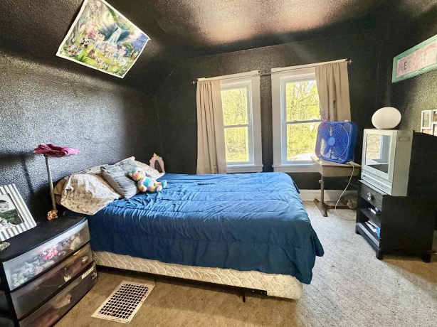 16 Van, SAVANNA, Illinois 61074, 2 Bedrooms Bedrooms, ,1 BathroomBathrooms,House,For Sale,Van,202602309