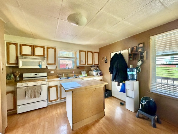 16 Van, SAVANNA, Illinois 61074, 2 Bedrooms Bedrooms, ,1 BathroomBathrooms,House,For Sale,Van,202602309