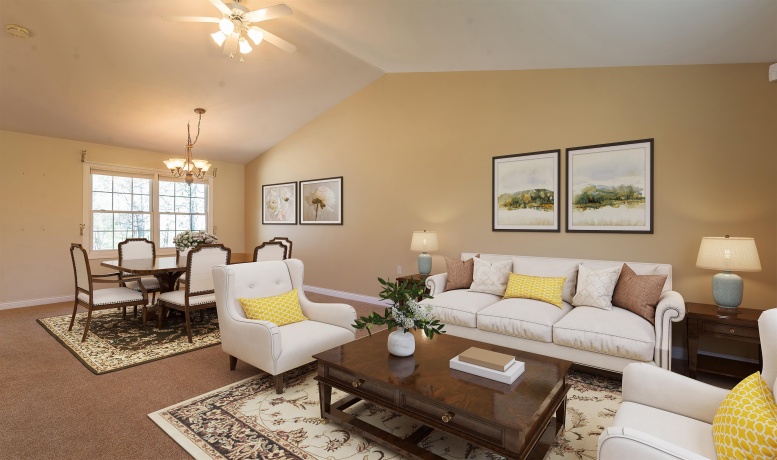 741 Parkcrest, FREEPORT, Illinois 61032, 3 Bedrooms Bedrooms, ,3 BathroomsBathrooms,Condominium,For Sale,Parkcrest,202602311