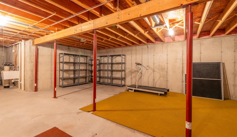 741 Parkcrest, FREEPORT, Illinois 61032, 3 Bedrooms Bedrooms, ,3 BathroomsBathrooms,Condominium,For Sale,Parkcrest,202602311