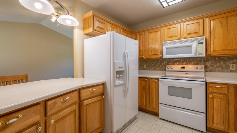 741 Parkcrest, FREEPORT, Illinois 61032, 3 Bedrooms Bedrooms, ,3 BathroomsBathrooms,Condominium,For Sale,Parkcrest,202602311