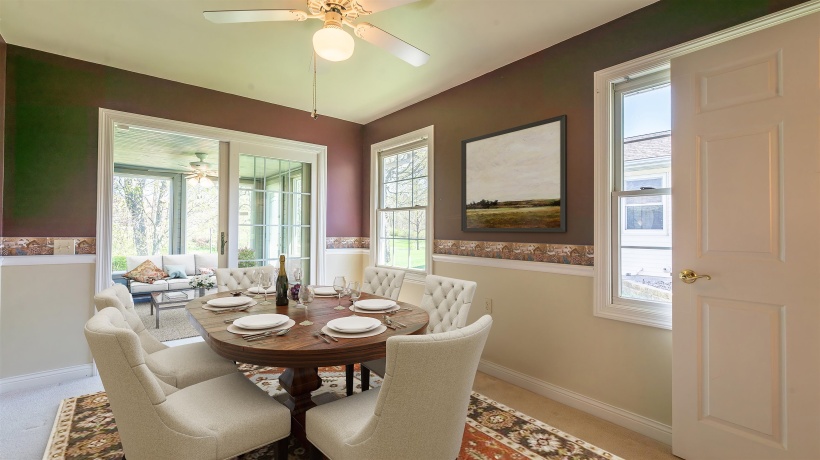 741 Parkcrest, FREEPORT, Illinois 61032, 3 Bedrooms Bedrooms, ,3 BathroomsBathrooms,Condominium,For Sale,Parkcrest,202602311