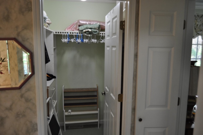 3001 Countryside, FREEPORT, Illinois 61032, 3 Bedrooms Bedrooms, ,2 BathroomsBathrooms,House,For Sale,Countryside,202602312