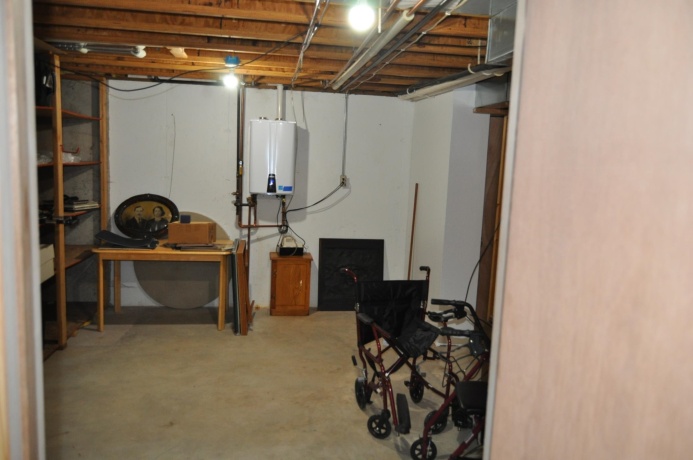 3001 Countryside, FREEPORT, Illinois 61032, 3 Bedrooms Bedrooms, ,2 BathroomsBathrooms,House,For Sale,Countryside,202602312