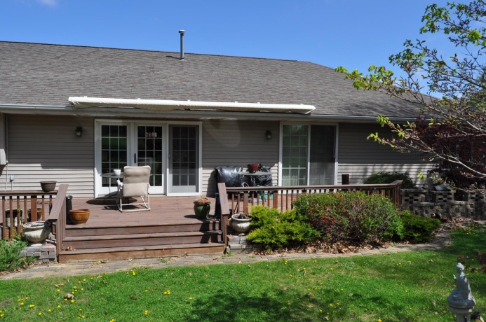 3001 Countryside, FREEPORT, Illinois 61032, 3 Bedrooms Bedrooms, ,2 BathroomsBathrooms,House,For Sale,Countryside,202602312