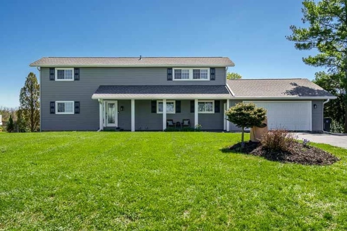 12561 Greensview, ROSCOE, Illinois 61073, 4 Bedrooms Bedrooms, ,2 BathroomsBathrooms,House,For Sale,Greensview,202602314