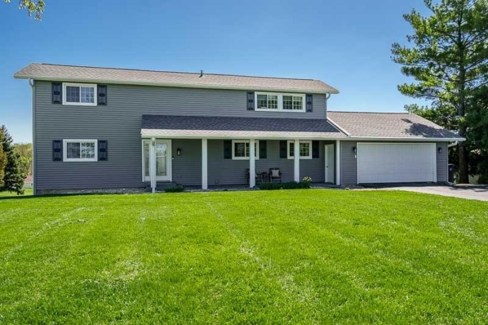 12561 Greensview, ROSCOE, Illinois 61073, 4 Bedrooms Bedrooms, ,2 BathroomsBathrooms,House,For Sale,Greensview,202602314