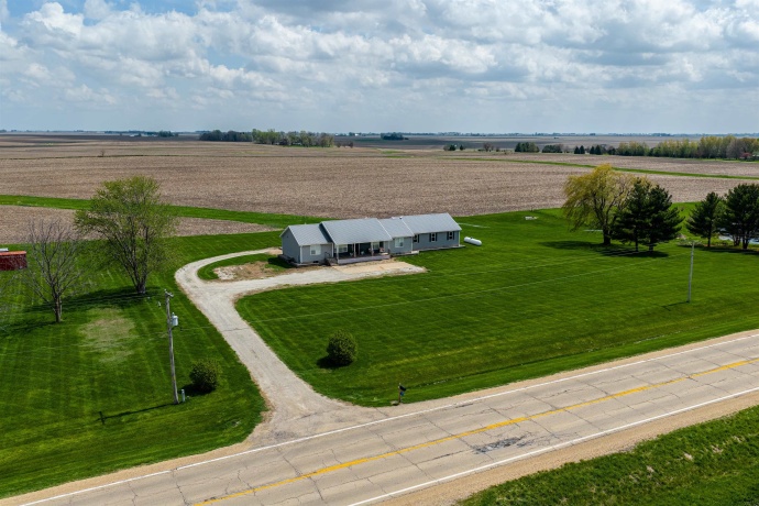 4322 US RT 34, MENDOTA, Illinois 61342, 3 Bedrooms Bedrooms, ,3 BathroomsBathrooms,House,For Sale,US RT 34,202602317