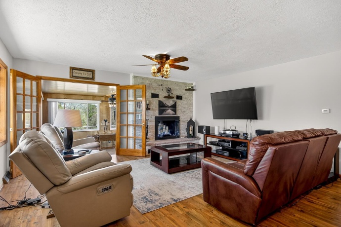 4235 Oaklane, ROCKFORD, Illinois 61109, 2 Bedrooms Bedrooms, ,2 BathroomsBathrooms,House,For Sale,Oaklane,202602319