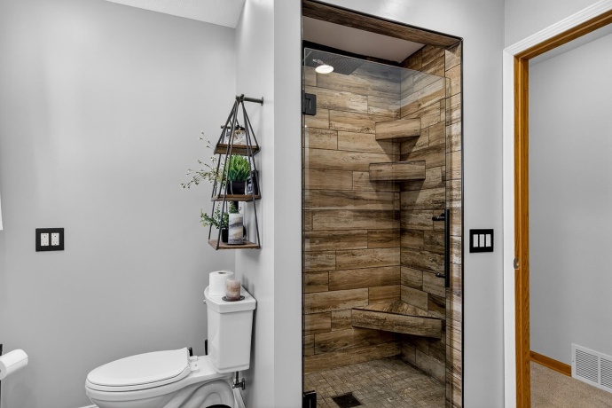 4235 Oaklane, ROCKFORD, Illinois 61109, 2 Bedrooms Bedrooms, ,2 BathroomsBathrooms,House,For Sale,Oaklane,202602319